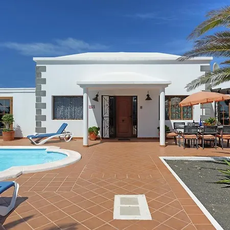 Villa Playa Blanca Sleeps 8 Pool Wifi Playa Blanca (Lanzarote)