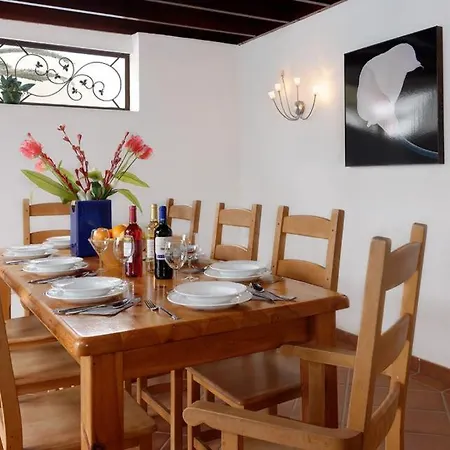 Playa Blanca Sleeps 8 Pool Wifi Playa Blanca (Lanzarote)